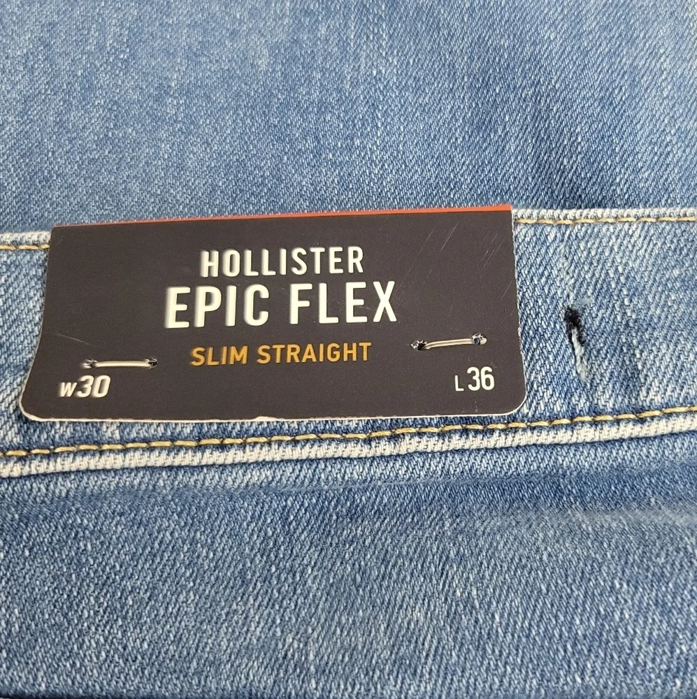 **NWT** Hollister EPIC Flex‎ Medium Wash Slim Straight Jeans